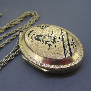 Antique Oval Black Enamel Flower Locket Necklace with 18&quot; Gold Filled Chain