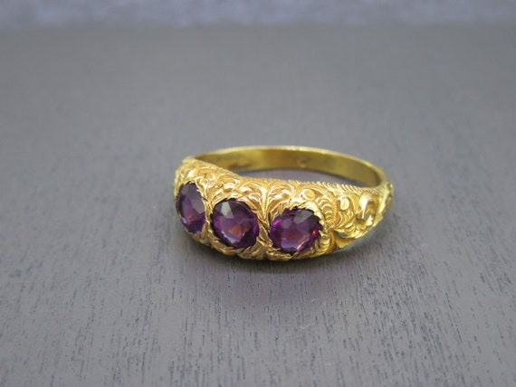 Antique Amethyst Ring on Gold Filled Band, Size 8… - image 4