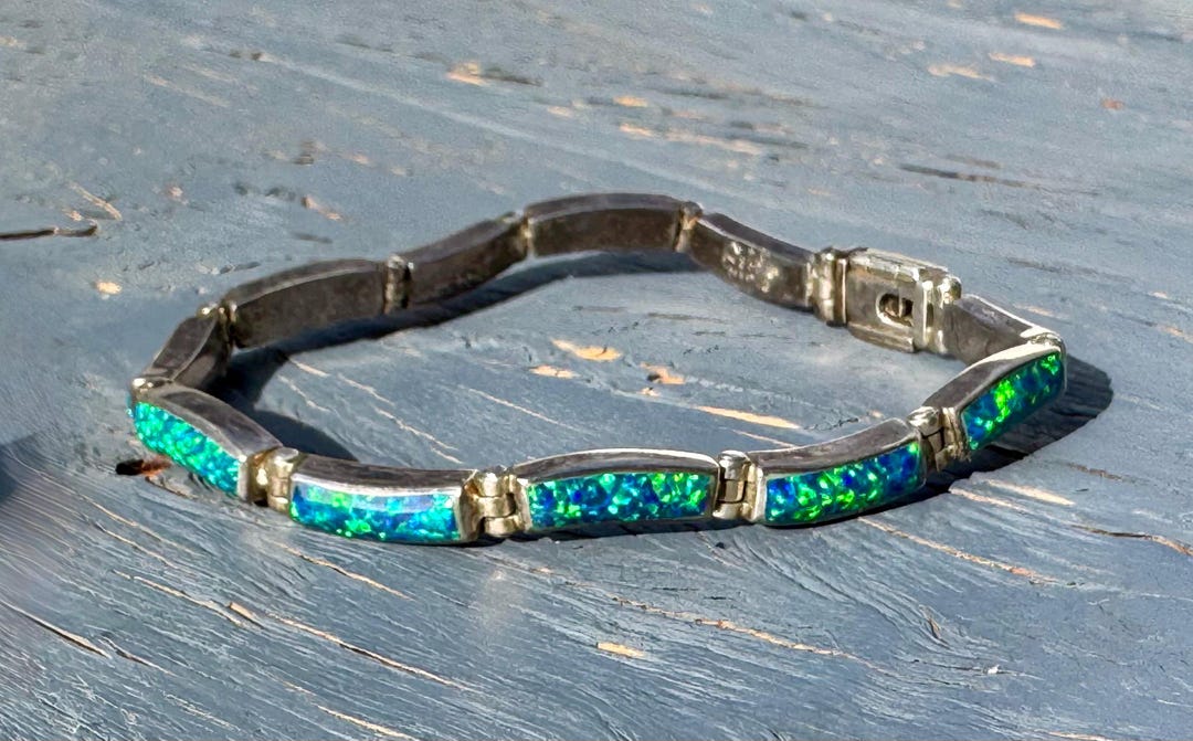 14kLink Bracelet with Blue-Green  Inlay 14K yellow gold Beautiful Natural blue-green Opal Inlay Bang main image 2