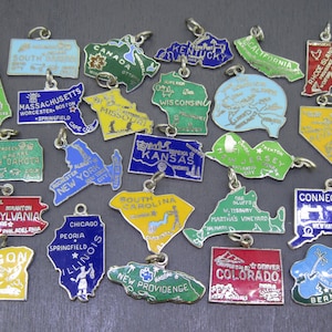 Charm carte vintage CHOICE en argent sterling et en émail, États-Unis ETC Bermudes, Dakota du Sud, Canada, Californie, Kentucky, New York, Kanas, Californie
