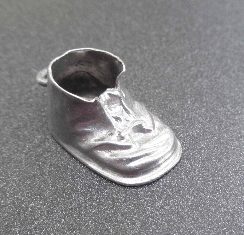Vintage Sterling Silver Traveler Charm for Charm Bracelets Worlds Natural Treasures Sterling Silver Shoe Charm Vintage Tennis Shoe Charm Vintage Sterling Silver Traveler Charm for Charm Bracelets Worlds Natural Treasures Sterling Silver Shoe Charm Vintage Tennis Shoe Charm