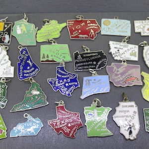 Charme vintage de carte d'état en émail de choix, Nouveau-Mexique, Californie, Wisconsin, Tennessee, Iowa, Kansas, Nebraska, Delaware, New Hampshire, Texas