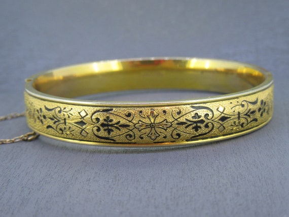 6 3/4" Vintage Gold Filled Hinged Bangle Bracelet… - image 1