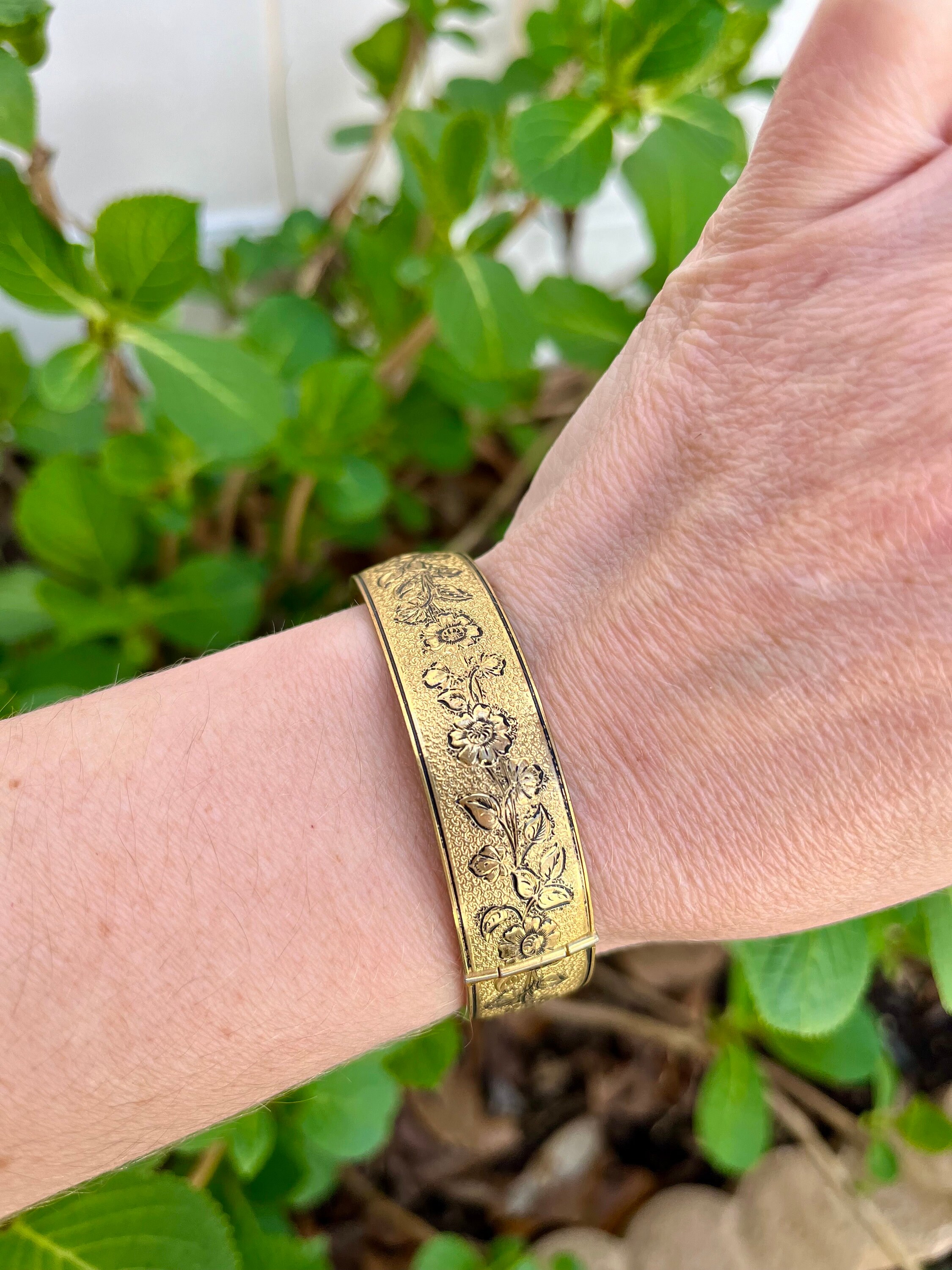 Bracelet En Métal Doré à Charnière Années 70/80 - Vintage, Occasion, Alliage