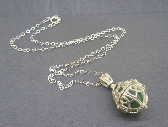Sterling Jadeite Egg Necklace with 16" Sterling S… - image 4