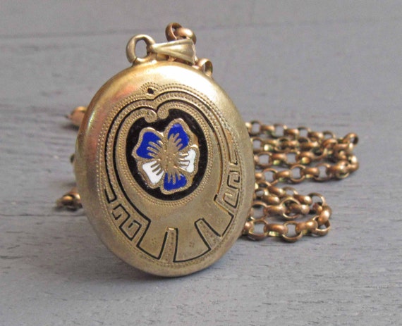 Antique Pansy Oval Locket Necklace with Blue & Whi