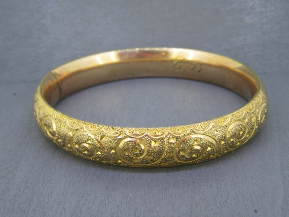 7 1/4" Vintage Gold Filled Bangle Bracelet with T… - image 2