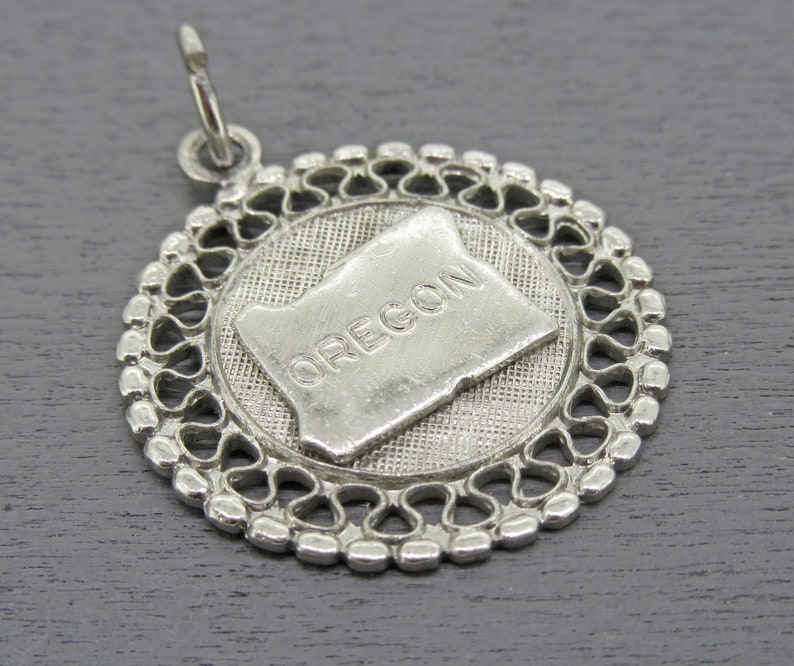 Sterling Silver Oregon State Charm Charm for Charm Bracelets Vintage Charm Vintage Bracelet Charm Oregon Souvenir Pendant
