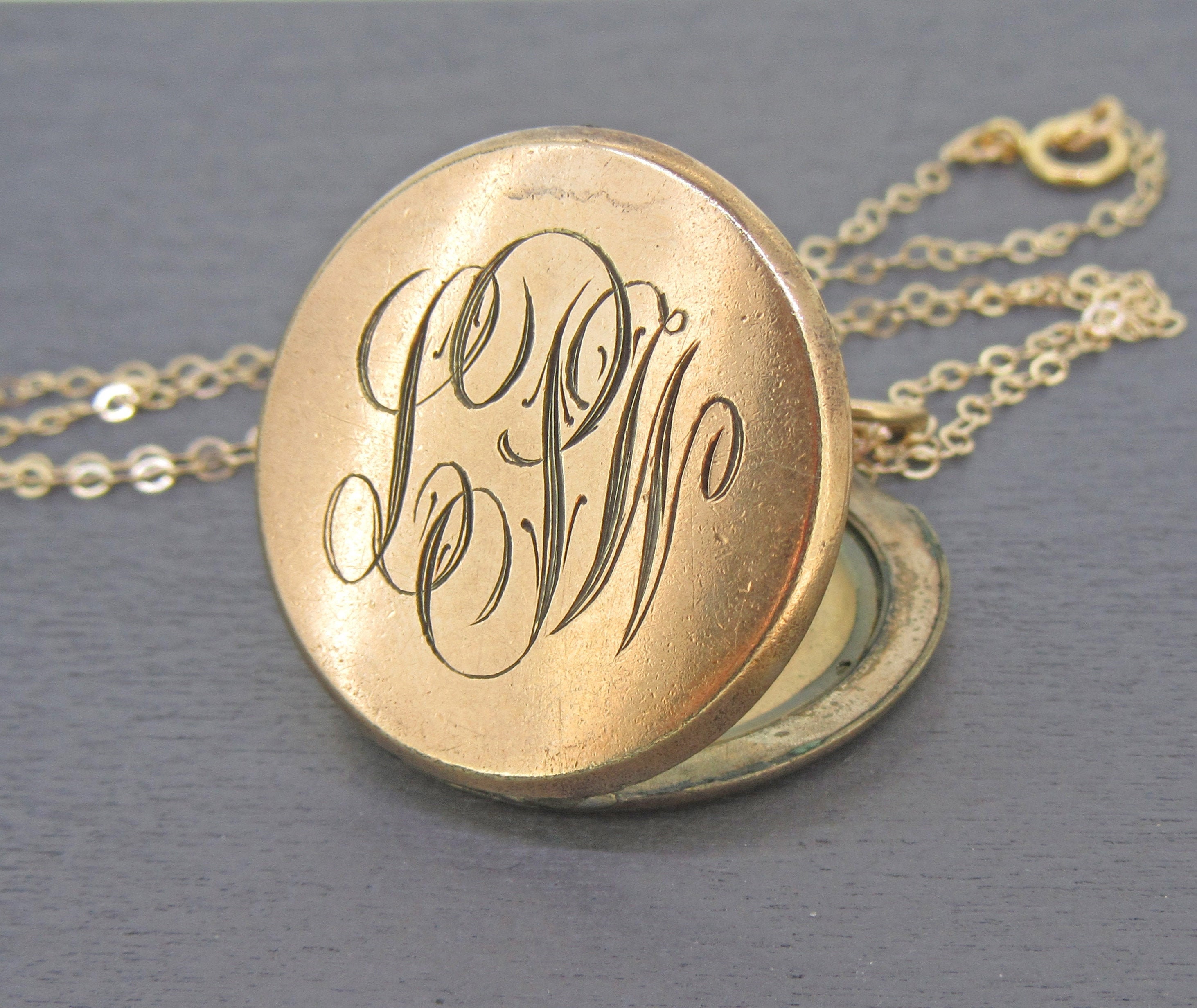 Antique Monogrammed Locket Necklace with 16 Chain Necklace, LPW Initial Locket, Antique Jewelry