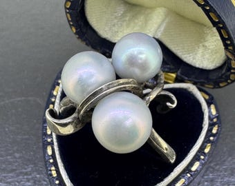 Vintage Sterling Silver Pearl Ring, Three Pearl Floral Botanical Statement Ring, Size 7