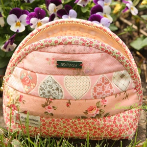 Sewing Project For Beginners Pink Heart Cosmetic PouchTutorial Instructions PDF files With Illustration Photo PersonalizedGift