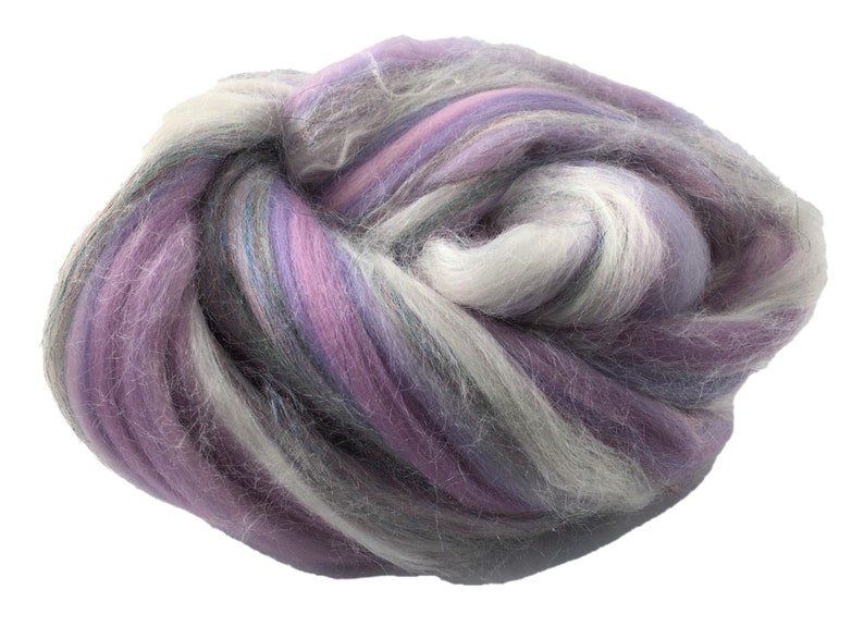 Shimmer Pastel Lilac Merino Wool/Silk/Trilobal Mix for Needle Felting, Wet Felting & Spinning approx 45gm image 2