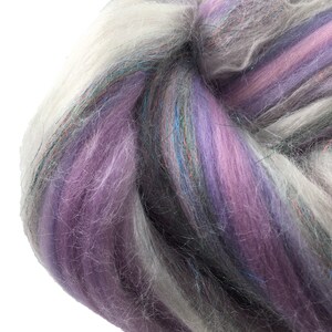 Shimmer Pastel Lilac Merino Wool/Silk/Trilobal Mix for Needle Felting, Wet Felting & Spinning approx 45gm image 3