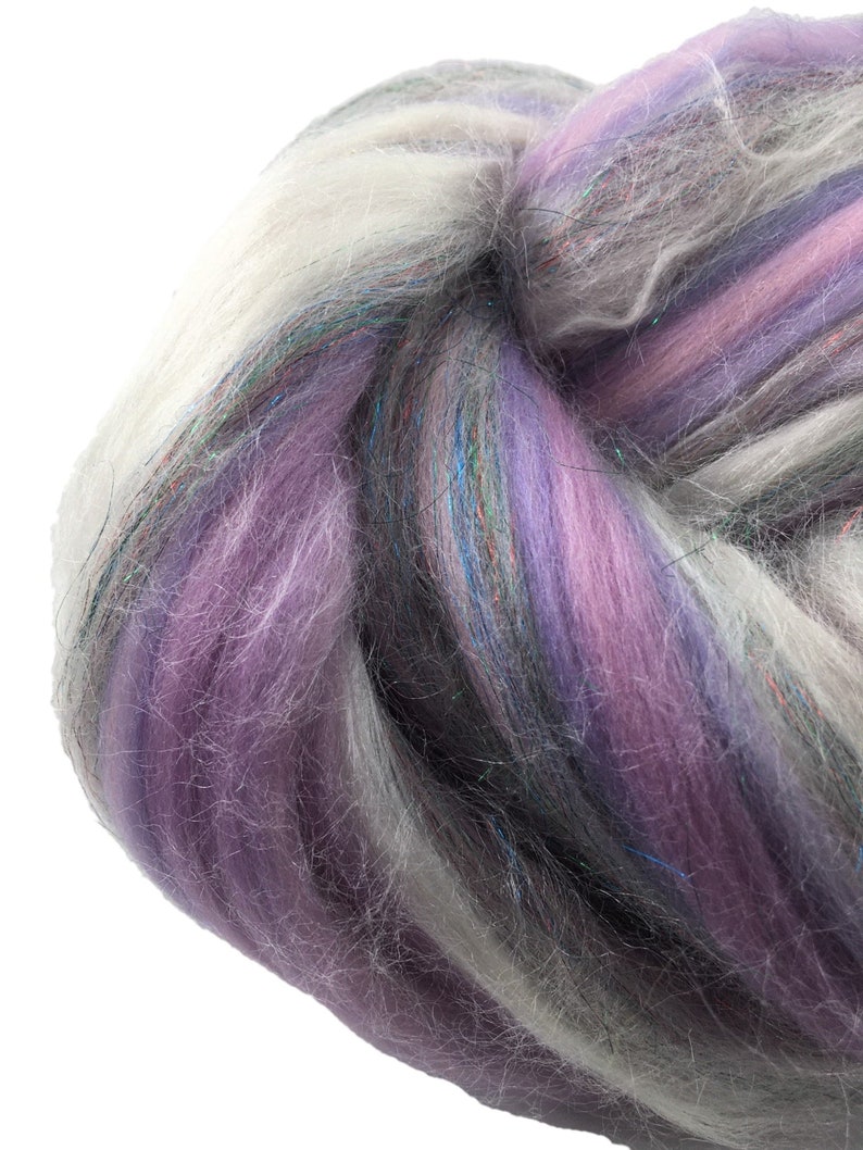 Shimmer Pastel Lilac Merino Wool/Silk/Trilobal Mix for Needle Felting, Wet Felting & Spinning approx 45gm image 3