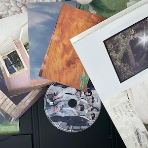 BTS BE Deluxe Edition (Photobook set / CD set)