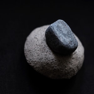 Raw White Clay Keepsake Urn with Black Chamotte - Pet or Loved One