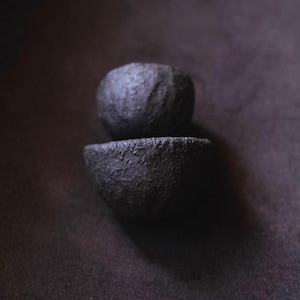 Black Ceramic Dishes Made From Raw Clay