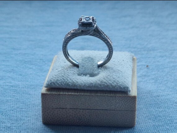 930 Solid Silver 0.15 ct Diamond Solitaire Twist … - image 8