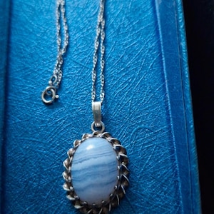 Vintage Sterling Silver & Blue Lace Agate Necklace