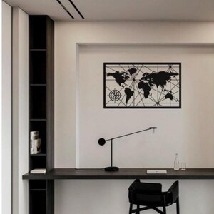 Carte du monde en métal découpé au laser – Décoration murale moderne