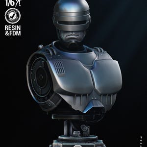RoboCop Portrait Bust – 3D Printed Sci-Fi Sculpture with Base