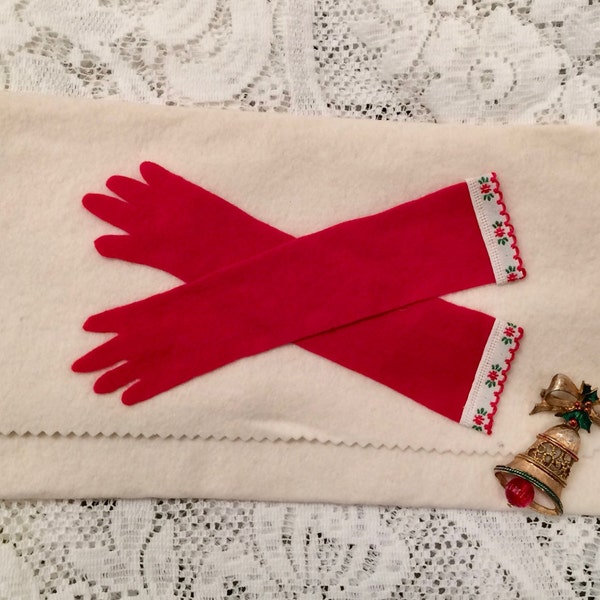 Vintage handmade glove case, Christmas gift, gift for her, felt, Christmas craft, purse