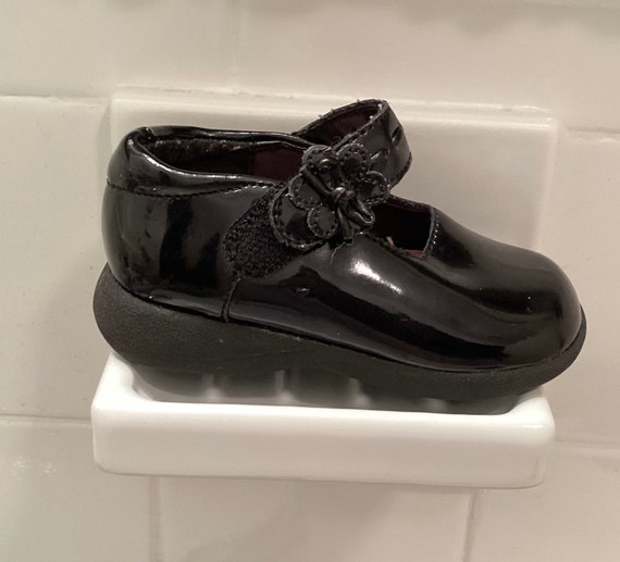 Black patent leather Mary Janes, baby size 3, Bab… - image 2