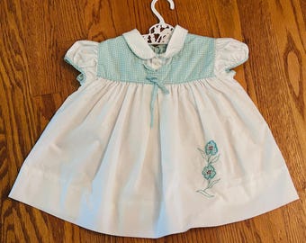 Vintage baby dress, gingham and white, 9 -  12 months