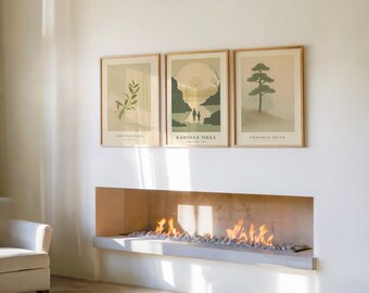 Könnte beinhalten: Drei gerahmte Kunstdrucke mit botanischen und Landschaftsdesigns hängen über einem Kamin. Die Drucke weisen gedämpfte Grün- und Beigetöne auf. Der Text "KAMISAKA SEKKA" ist auf jedem Druck sichtbar. Ein Banner oben zeigt "Set of 3 + 1 FREE - 50% OFF".