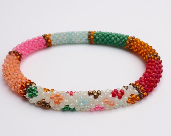 Handmade Nepal Glass Seed Bead Bracelet - CANDY PATCH - Colorfulque