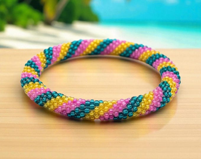 Seed Bead Bracelet |  Handmade Nepal Crochet | Glass Beaded Jewelry – SPRING TWIST