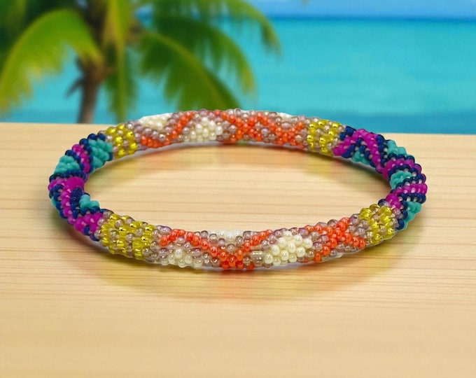 Seed Bead Bracelet |  Handmade Nepal Crochet | Glass Beaded Jewelry – KALEIDO TWIST