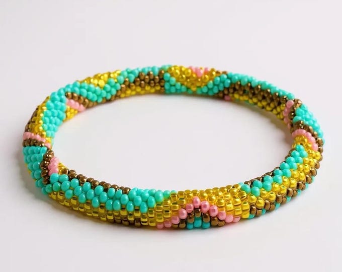 Tropical Sunrise Glass Seed Bead Bracelet - Handmade Nepal Jewelry