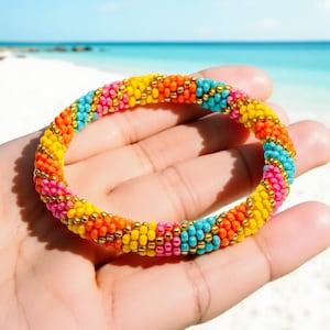 Rocailles Armband |  Handarbeit Nepal häkeln | Glasperlen-Schmuck - CARNIVAL TWIST