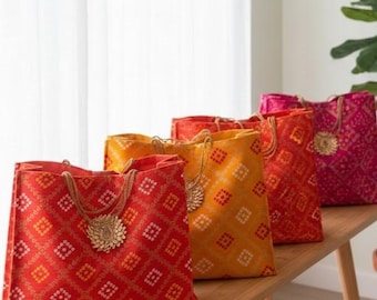 20 bolsas de mano con estampado indio Bandhani y Gota Patti, recuerdos de boda étnicos Rajasthani, regalos de devolución de Mehndi, bolsas de regalo festivas