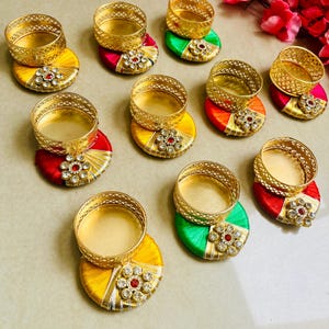 Handgemachte indische Diwali Teelichthalter: Bunte,festliche Diyas, 100er Set