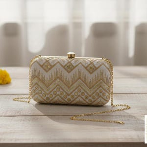 Bestickte Party Clutch, Traditionelle Indische Handtasche, Festival Accessoire, Braut Abend Geldbörse mit Kette
