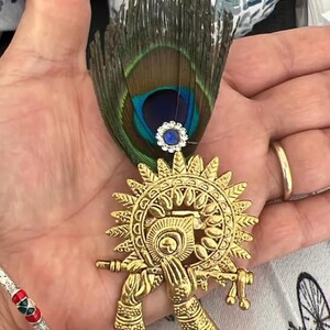 Broche de plumas de pavo real con flauta Krishna / Broche de perla Kundan india / Joyería étnica tradicional para bodas, festividades y regalos de regreso imagen 5
