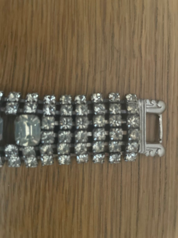 Rhinestone bracelet with 7 station and lock - image 5