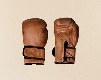 Handmade Vintage Leather Boxing Gloves 12oz - Brown Cowhide Sparring Gloves for Training, Professional Sport Gift for Him, Home Gym Decor