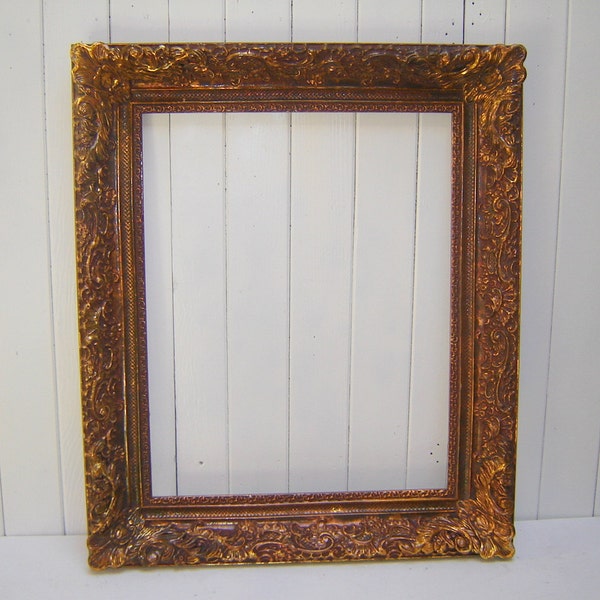 Ornate Antique Picture Frame - Large gold frame