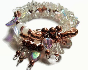 Crystal wrap bracelet with quartz, moonstone and copper, memory wire bracelet, stone stretch bracelet