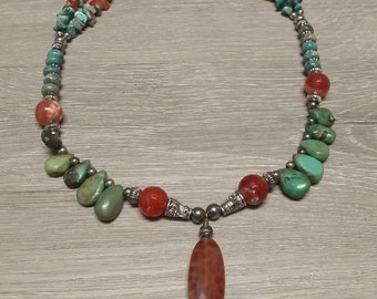 Turquoise stone necklace with red crackle agate, turquoise and carnelian chips and adjustable clasp
