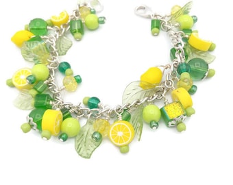 Lemon charm cha cha bracelet in yellow and green, fruit bracelet, bead cluster bracelet, lime green, leaves and lemons
