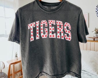 Comfort Colors® School Mascot Boxy Tee, Polka Dots Game Day Custom Shirt, Dots Team Tee, Collegiate Mascot Crop Top, Sports Fan Shirt