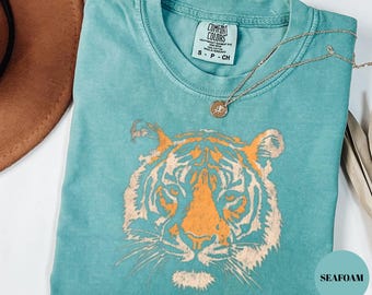 Vintage Tiger Tee - Retro Animal Comfort Colors T-Shirt, 90s Animal Gift for Tiger Lover, Wild Cat Shirt, Jungle Safari Tiger Graphic Tee