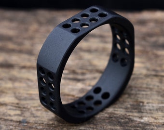 Men's Matte Black Titanium Wedding Band: Hypoallergenic Ring