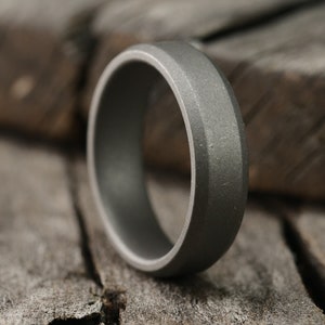Stonewashed Titanium Mens Wedding Band: Hypoallergenic Matte Ring