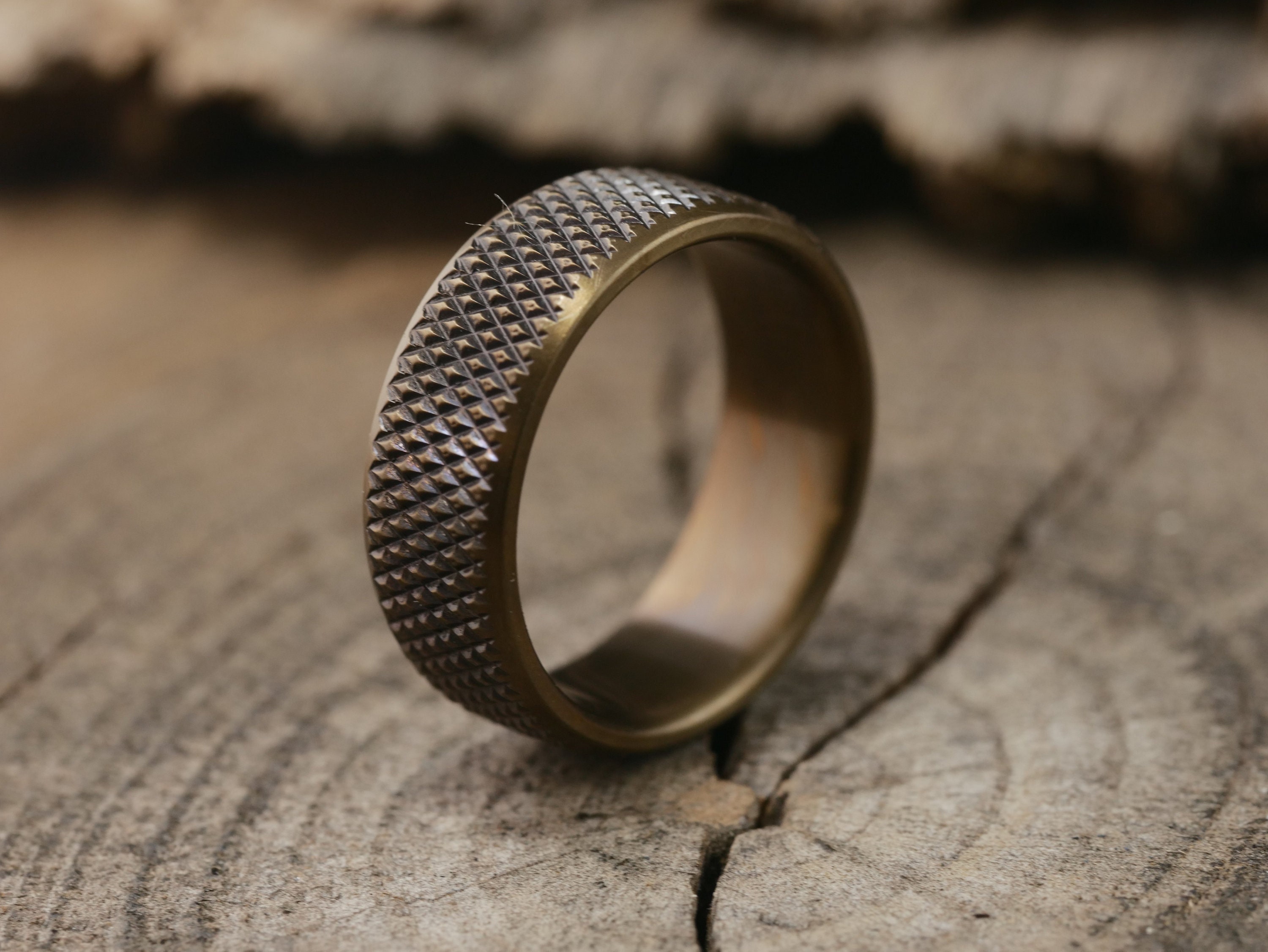 Wedding Anniversary Gifts for Him: The Ultimate Guide – Manly Bands