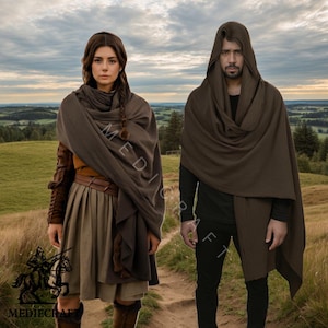 Medieval Hooded Cloak: Renaissance LARP Cosplay Cape